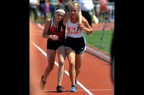 'İnsanlık ölmedi' dedirten fotoğraflar 42