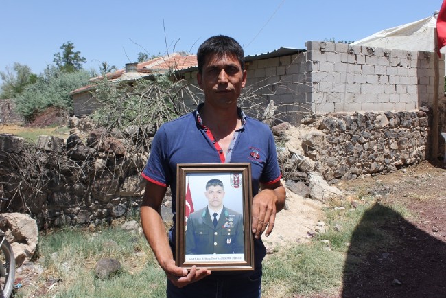 Kahraman astsubayı arkadaşları anlattı 11