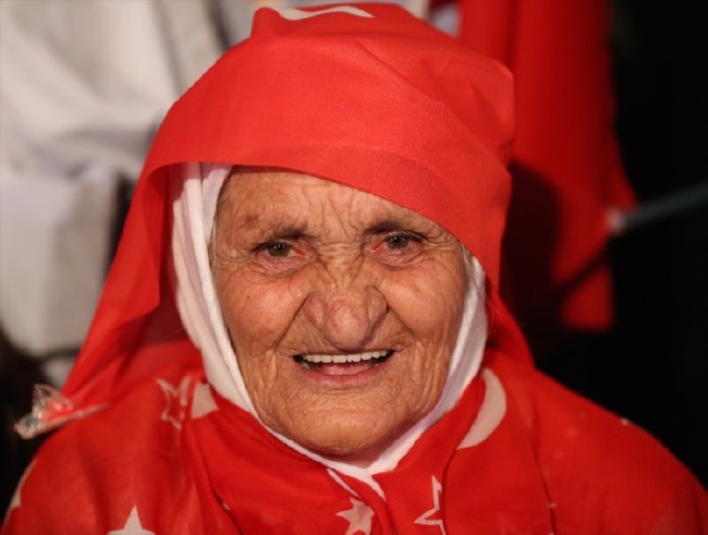 Cumhurbaşkanı Erdoğan demokrasi nöbetinde 59