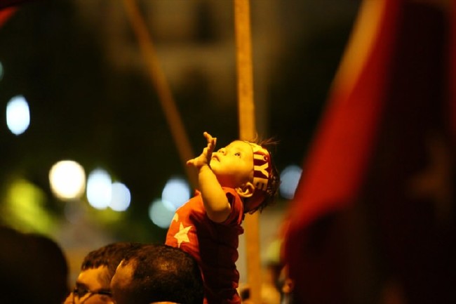 Cumhurbaşkanı Erdoğan demokrasi nöbetinde 42