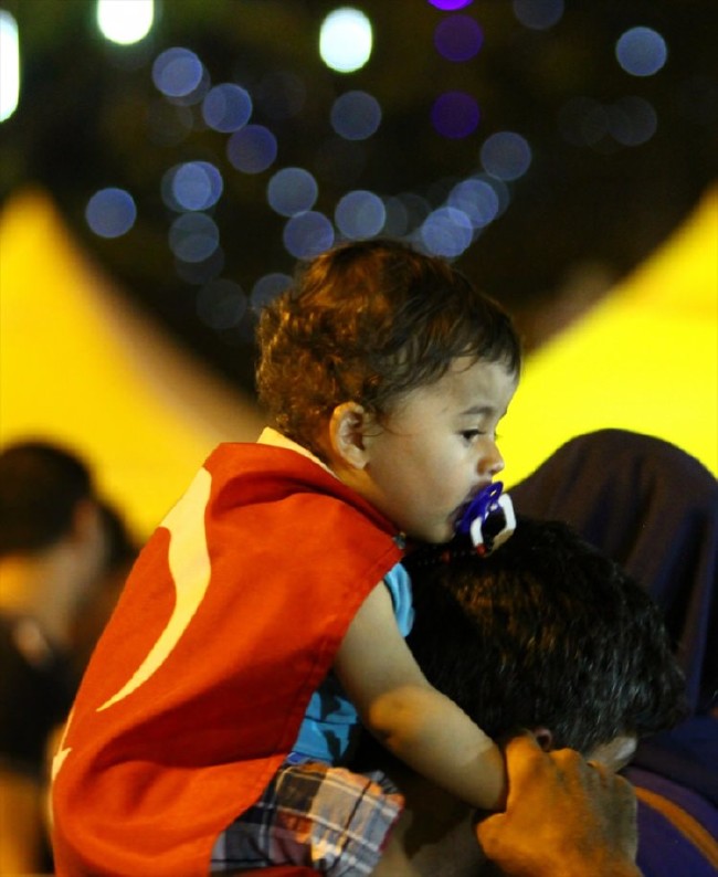 Cumhurbaşkanı Erdoğan demokrasi nöbetinde 41