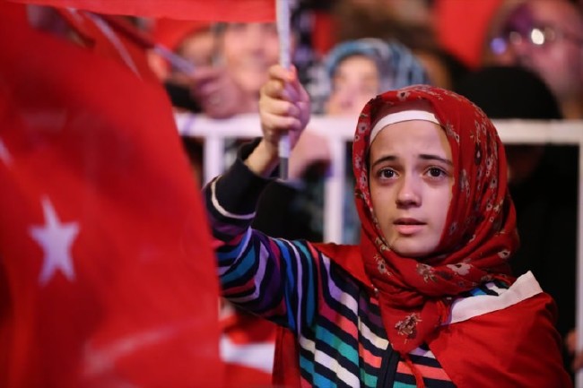 Cumhurbaşkanı Erdoğan demokrasi nöbetinde 38