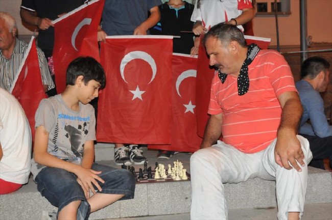 Cumhurbaşkanı Erdoğan demokrasi nöbetinde 35