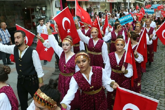 Cumhurbaşkanı Erdoğan demokrasi nöbetinde 31