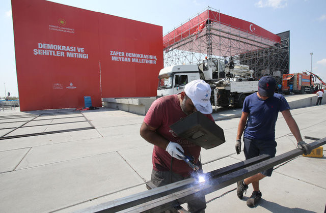 Yenikapı'da hazırlıklar tam gaz sürüyor 16