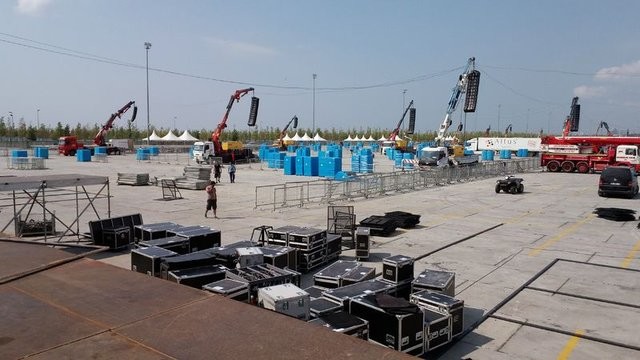 Yenikapı'da hazırlıklar tam gaz sürüyor 21