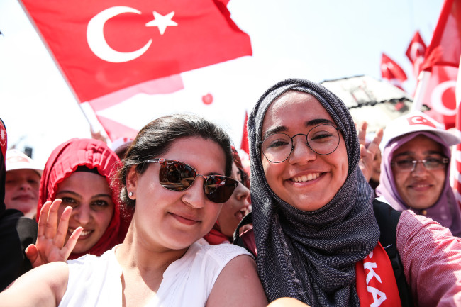 Demokrasi ve Şehitler Mitingi'ne doğru 35
