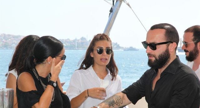 İşte Yenikapı Demokrasi ve Şehitler Mitingi'ne giden ünlüler 12