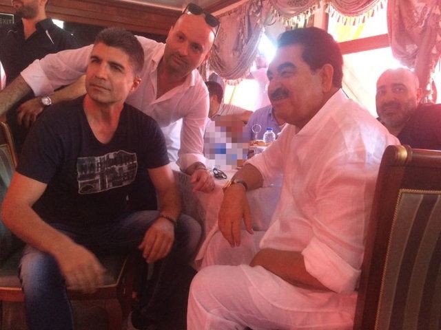 İşte Yenikapı Demokrasi ve Şehitler Mitingi'ne giden ünlüler 13