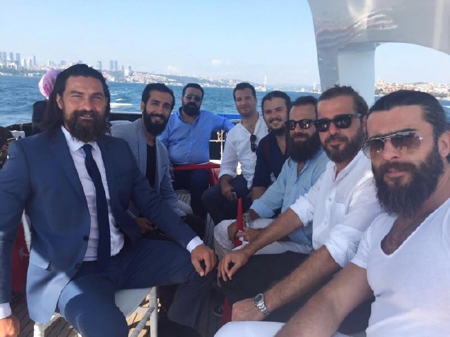 İşte Yenikapı Demokrasi ve Şehitler Mitingi'ne giden ünlüler 3