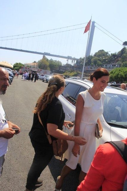 İşte Yenikapı Demokrasi ve Şehitler Mitingi'ne giden ünlüler 32