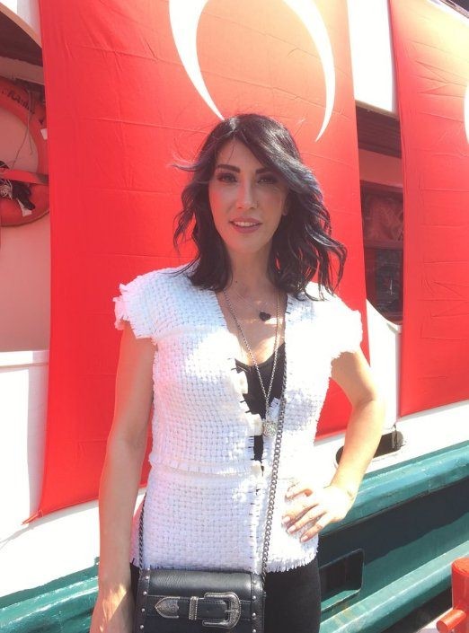 İşte Yenikapı Demokrasi ve Şehitler Mitingi'ne giden ünlüler 54