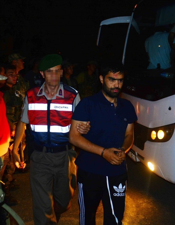 Darbecilere, şehitlerin cenazeleri izletilmiş 3