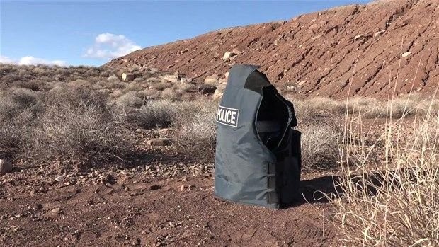 Kurşun geçirmez yeleğin içinden bakın ne çıktı 13