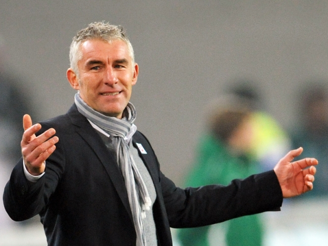 Pereira'nın yerine geliyor 14