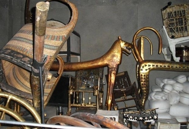 Tutankhamun'un sırlarla dolu gömütü 21