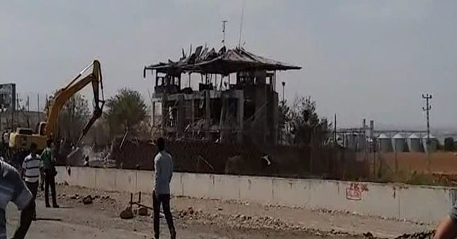 Diyarbakır'da şiddetli patlama 15