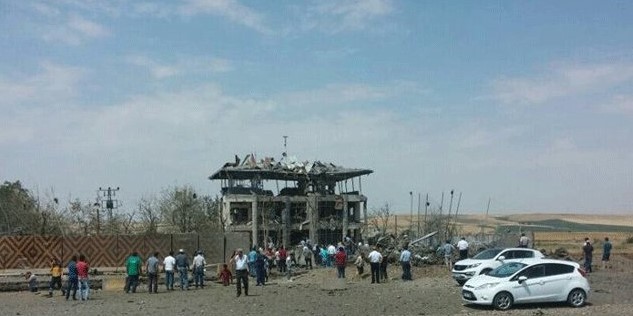 Diyarbakır'da şiddetli patlama 7