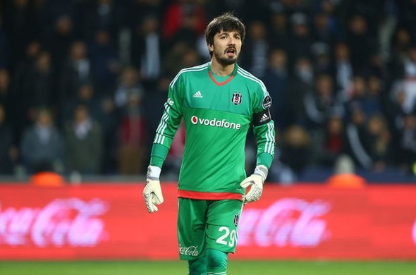 Tolga Zengin bir kez daha Beşiktaşlılar'ın hedef tahtasında! 1