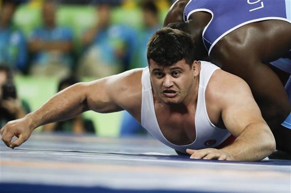 Rıza'nın mayosu olay oldu 11