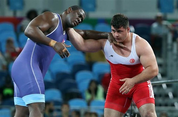 Rıza'nın mayosu olay oldu 13