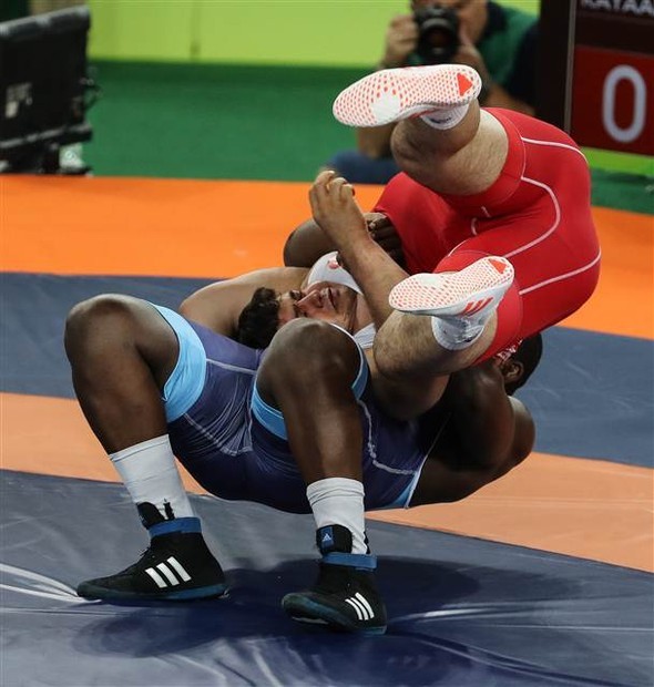 Rıza'nın mayosu olay oldu 15