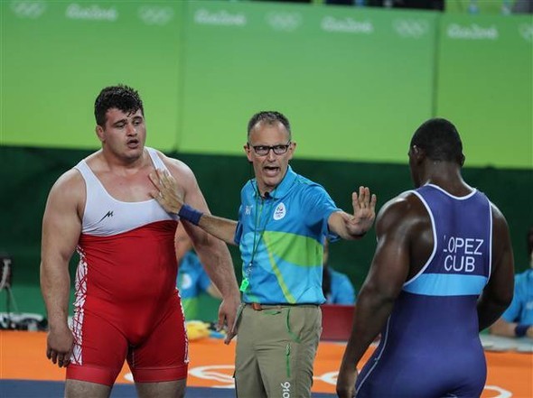 Rıza'nın mayosu olay oldu 16