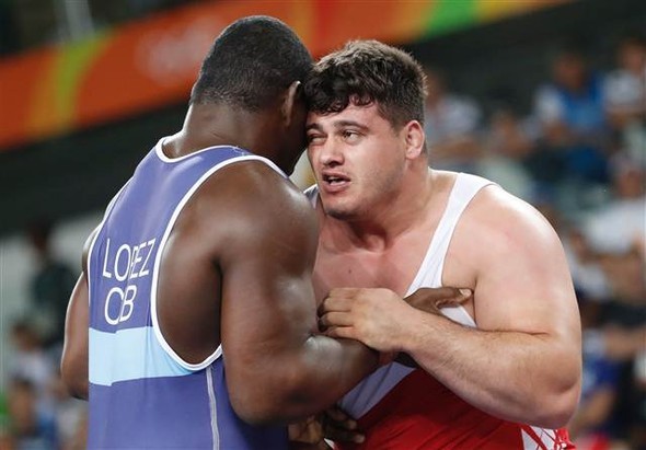 Rıza'nın mayosu olay oldu 18