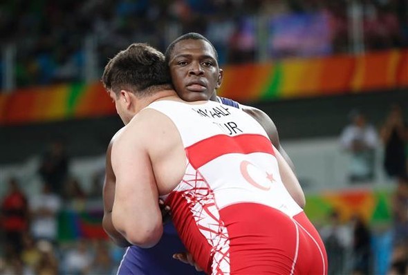 Rıza'nın mayosu olay oldu 5