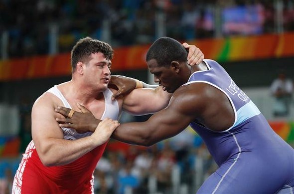 Rıza'nın mayosu olay oldu 8