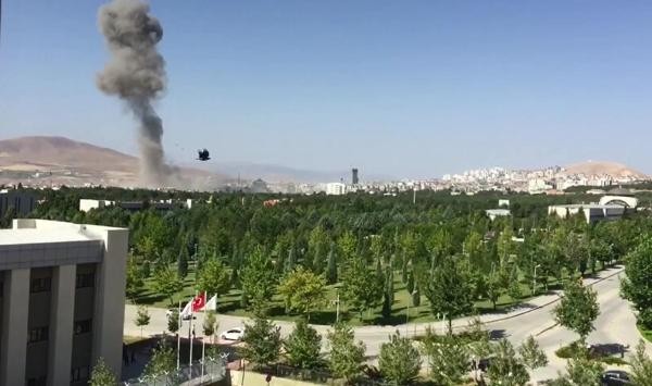 Elazığ'da bombalı saldırı 5