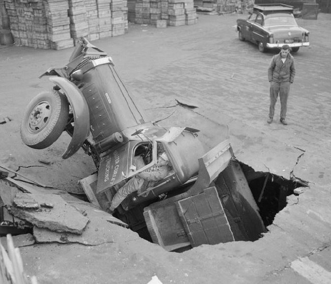 Tarihte görüntülenen ilk trafik kazaları 2