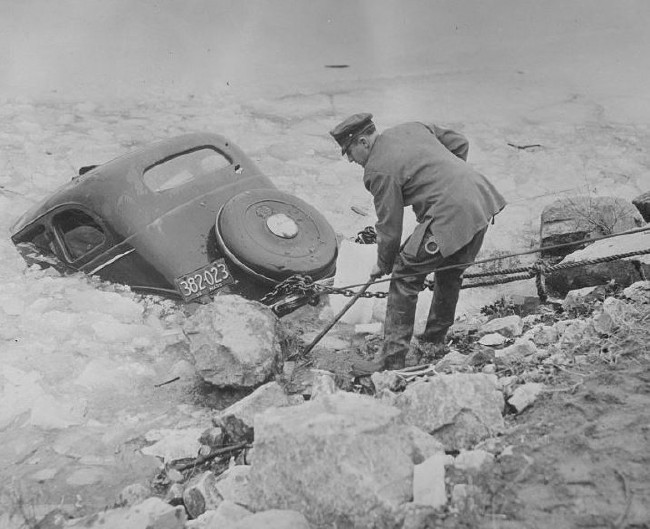 Tarihte görüntülenen ilk trafik kazaları 9