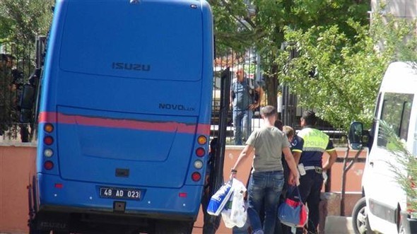 Suikast timi tutuklandı... Yakınları böyle seslendi 6