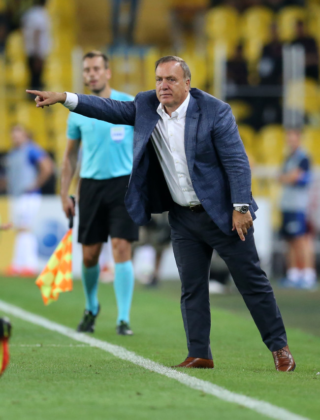 Dick Advocaat Hollanda'dan futbolcu getiriyor! 4