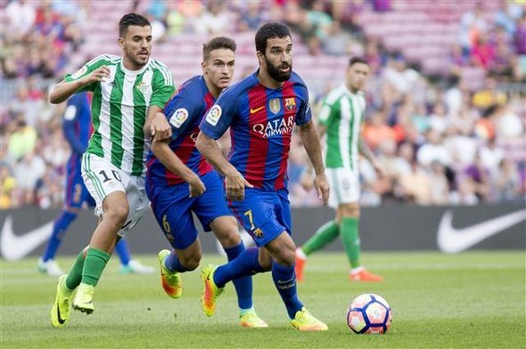 Arda Turan tarihe geçti 11