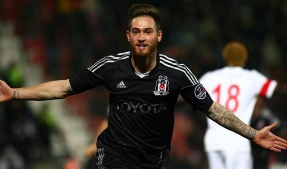 Tribünde babasından dualı destek 10