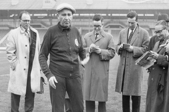 Futbol dünyasında tarihe geçen efsane kareler... 11