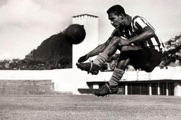 Futbol dünyasında tarihe geçen efsane kareler... 20