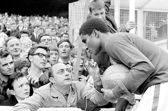 Futbol dünyasında tarihe geçen efsane kareler... 5