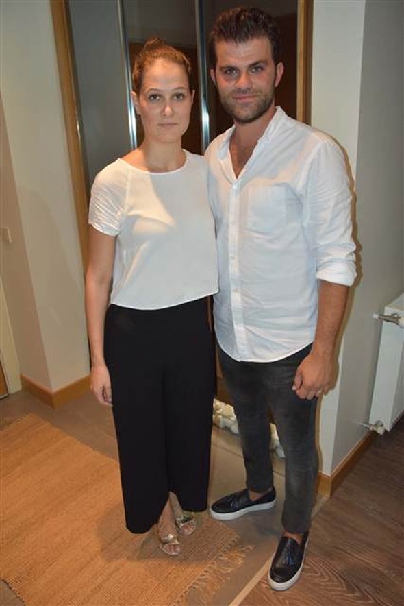 Düğün günü takıları çalan kamerada 14