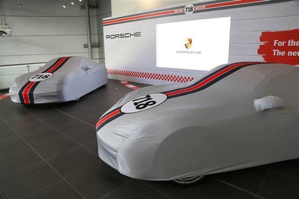 Porsche yeni modellerini tanıttı 6