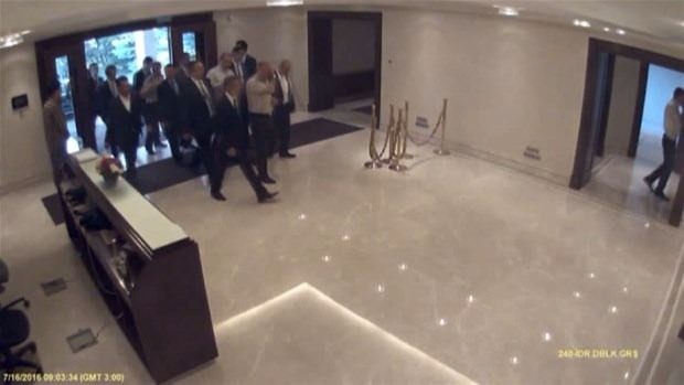 15 Temmuz gecesi Karargah'tan kareler 22