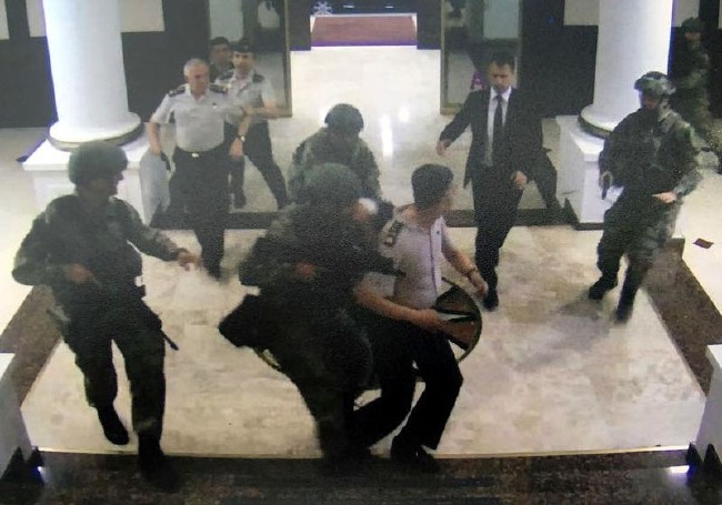 15 Temmuz gecesi Karargah'tan kareler 45