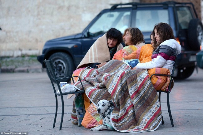 İtalya'da 6.2 büyüklüğünde deprem meydana geldi 44