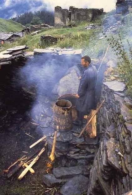 Osmanlı'nın bile fethedemediği köy hala Orta Çağ'ı yaşıyor 21