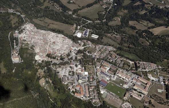 İtalya'da 17 saat sonra gelen mucize kurtuluş 12