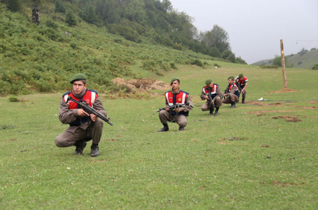 Adil Öksüz ile bağlantısı olduğu tespit edilen 5 kişi gözaltına alındı 5