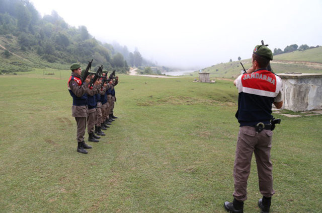 Adil Öksüz ile bağlantısı olduğu tespit edilen 5 kişi gözaltına alındı 9