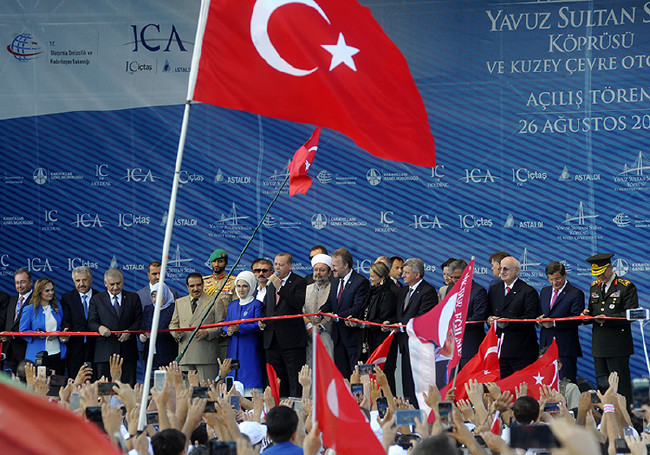 Tarihi açılıştan renkli kareler 33